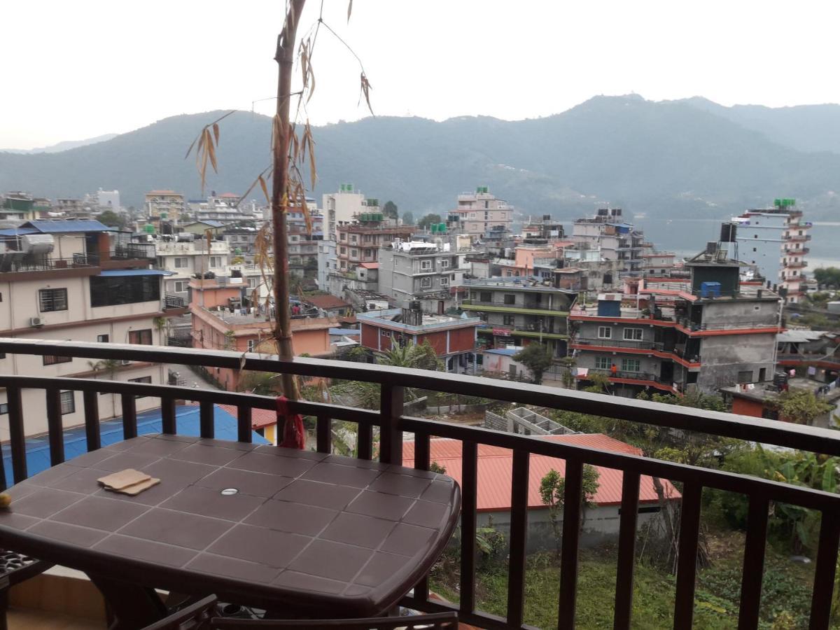 Beli Guest House Pokhara Bagian luar foto