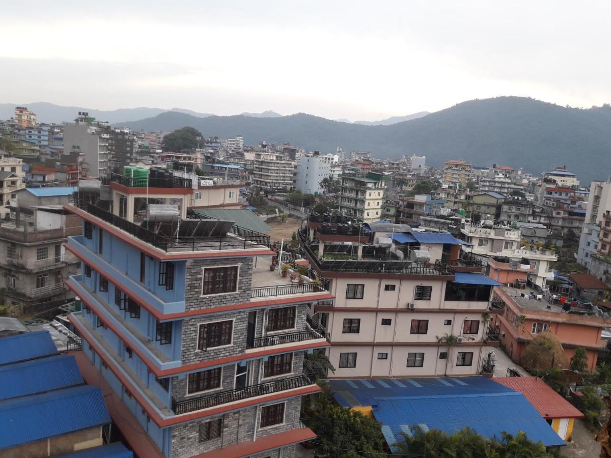 Beli Guest House Pokhara Bagian luar foto