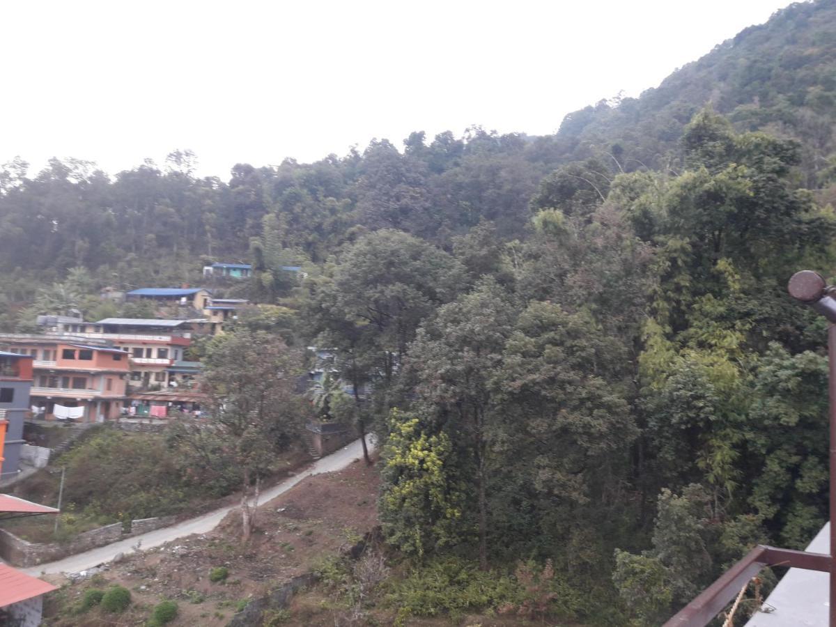 Beli Guest House Pokhara Bagian luar foto