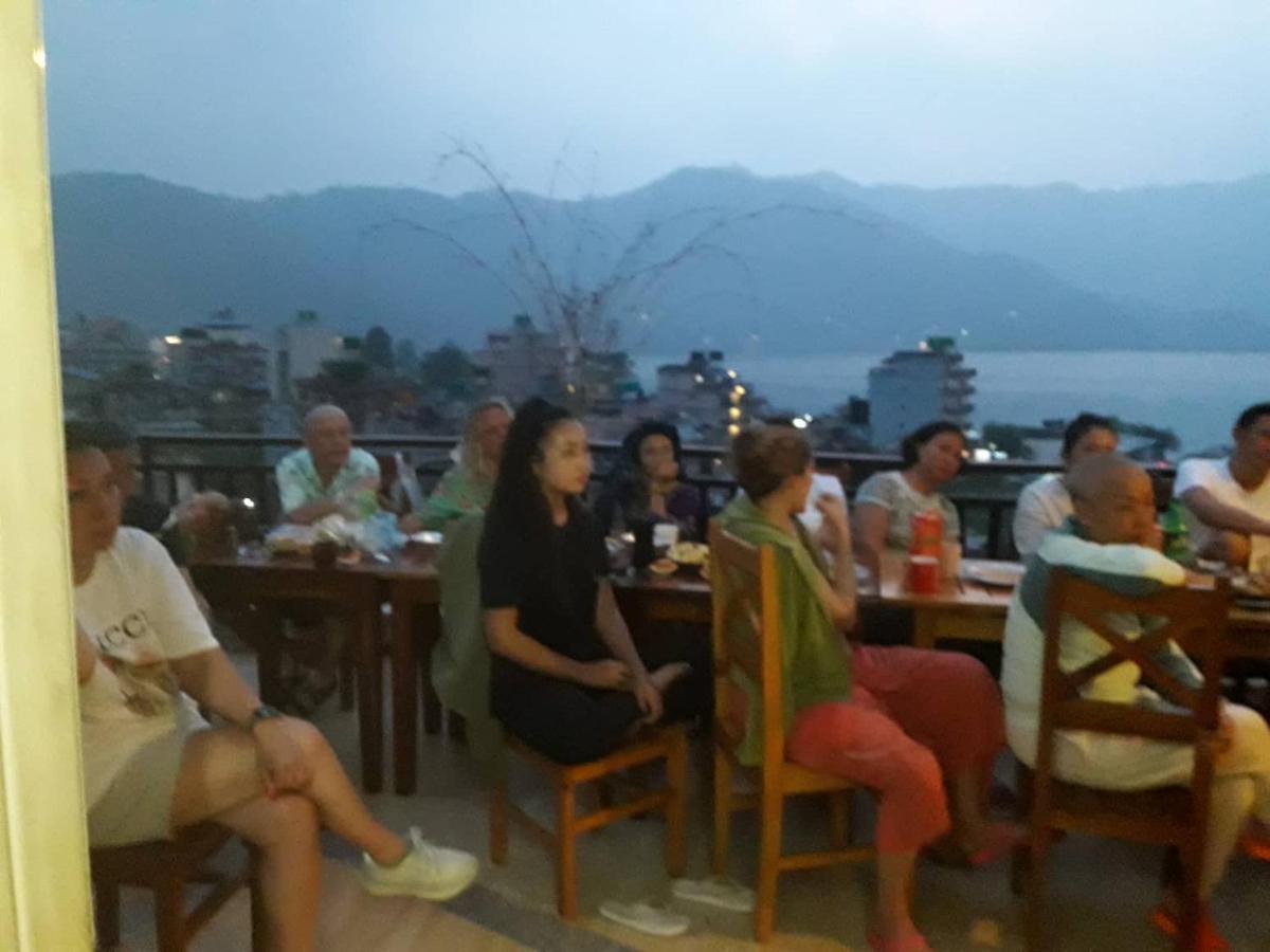 Beli Guest House Pokhara Bagian luar foto