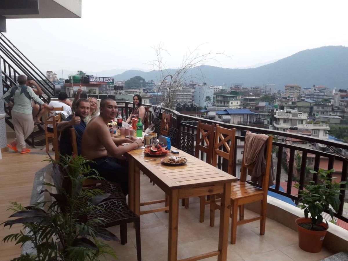 Beli Guest House Pokhara Bagian luar foto