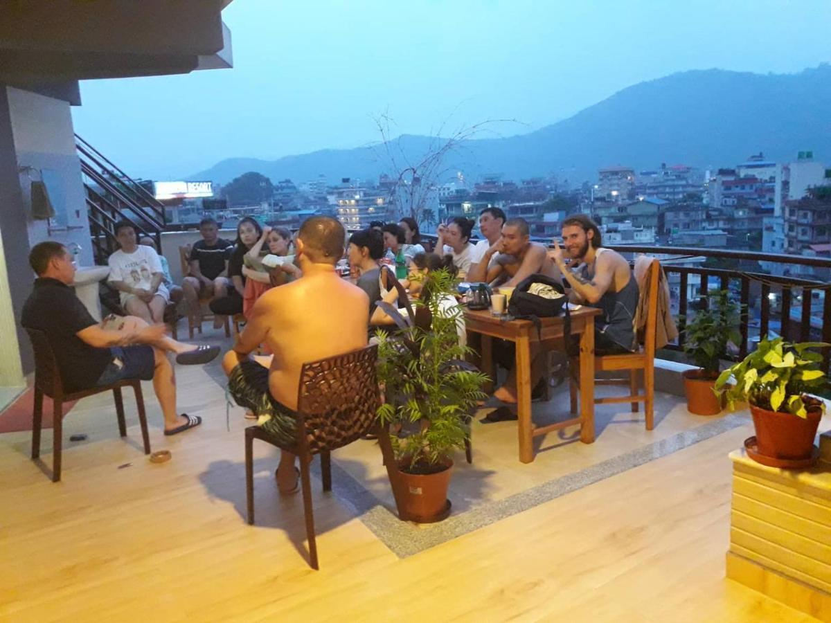 Beli Guest House Pokhara Bagian luar foto