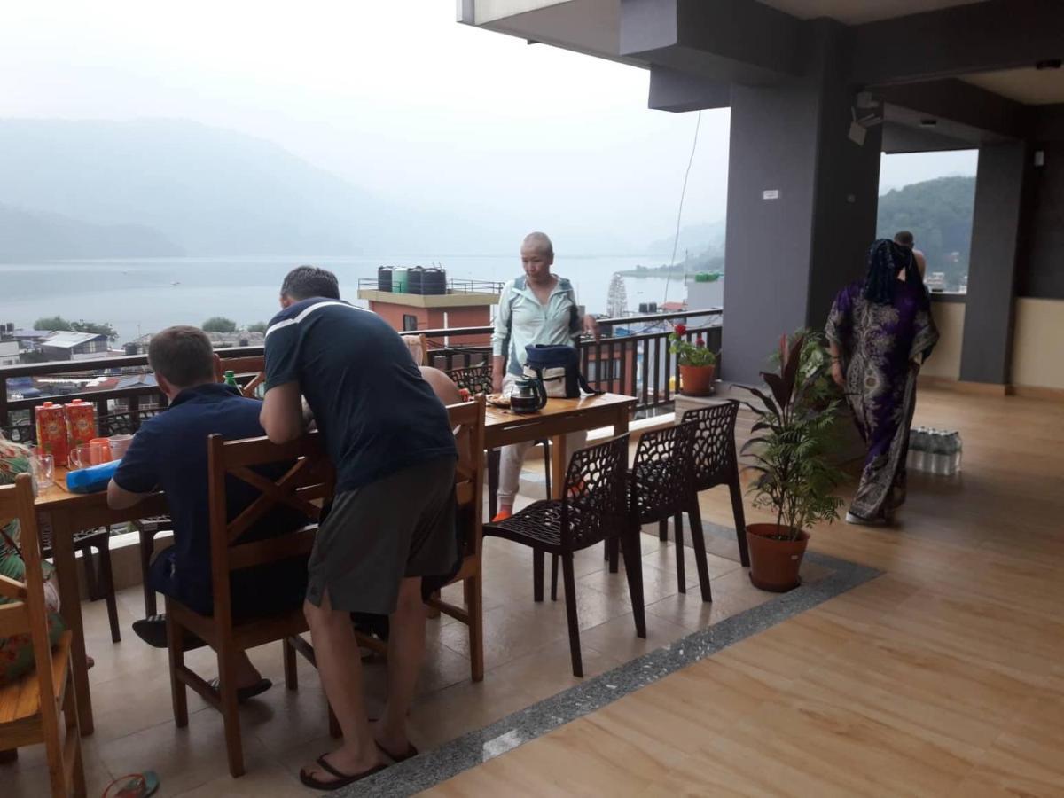 Beli Guest House Pokhara Bagian luar foto