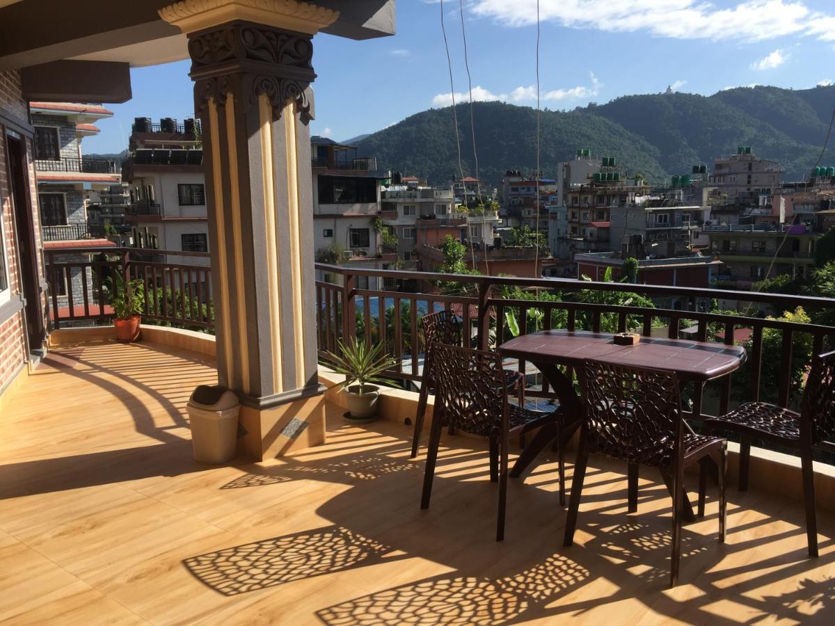 Beli Guest House Pokhara Bagian luar foto